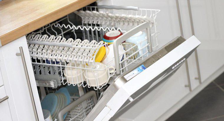 Comment installer une porte de lave-vaisselle intégrée ?