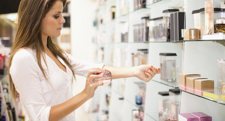 Pourquoi les parfums chez Perfumania sont-ils moins chers ?