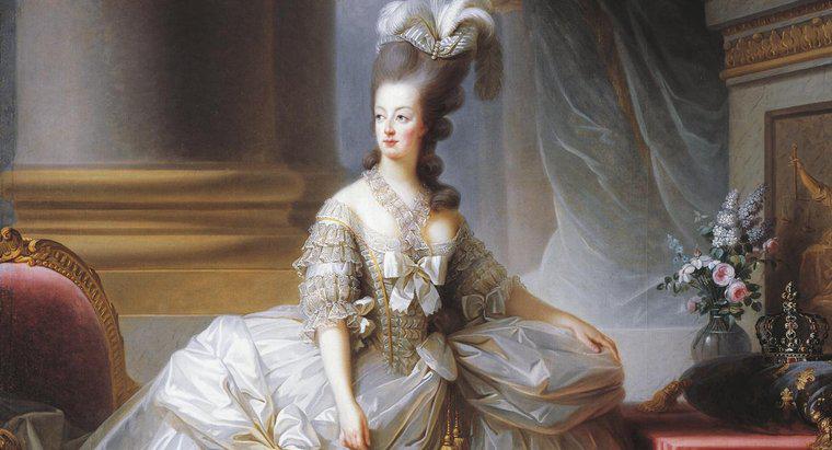 Marie-Antoinette a-t-elle été tuée à cause de son sens de la mode ?