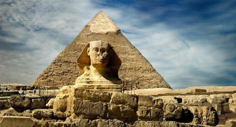 Dans quelle ville se trouve le Sphinx ?