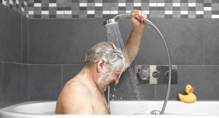 Une douche quotidienne est-elle une partie saine d'une bonne hygiène ?