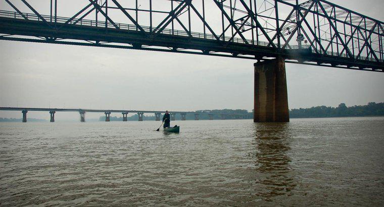 Quelle est la largeur du fleuve Mississippi?