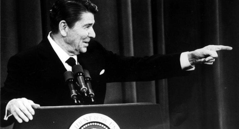 Pourquoi Ronald Reagan a-t-il été appelé « le grand communicateur » ?