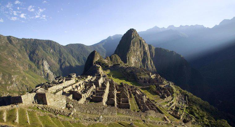Comment les Incas se sont-ils adaptés à leur environnement ?