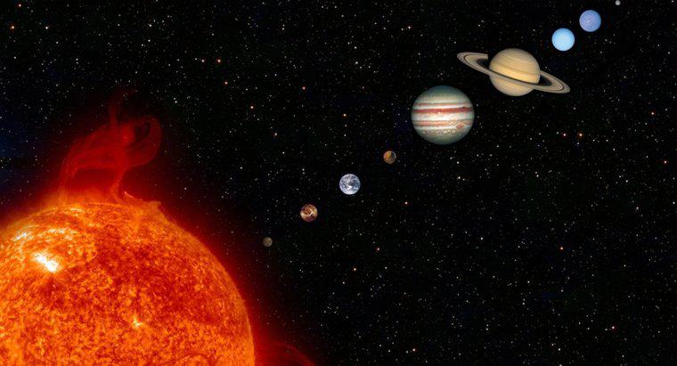 Les planètes voyagent-elles autour du Soleil sur un chemin appelé orbite ?
