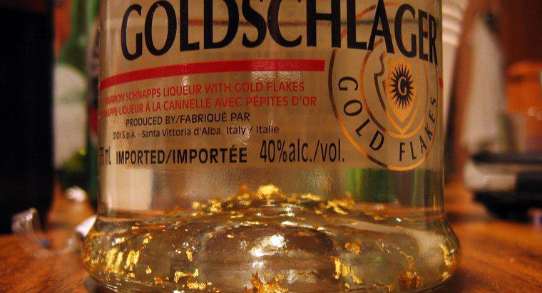 Que sont les flocons d'or dans la liqueur Goldschlager ?