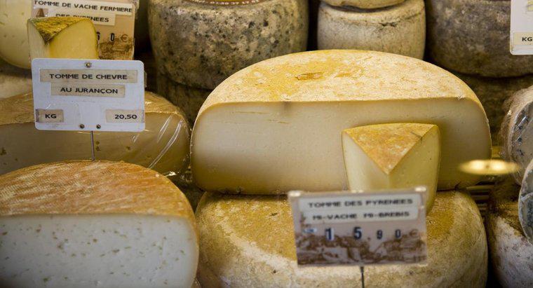 Combien de temps peut-on laisser le fromage non réfrigéré ?