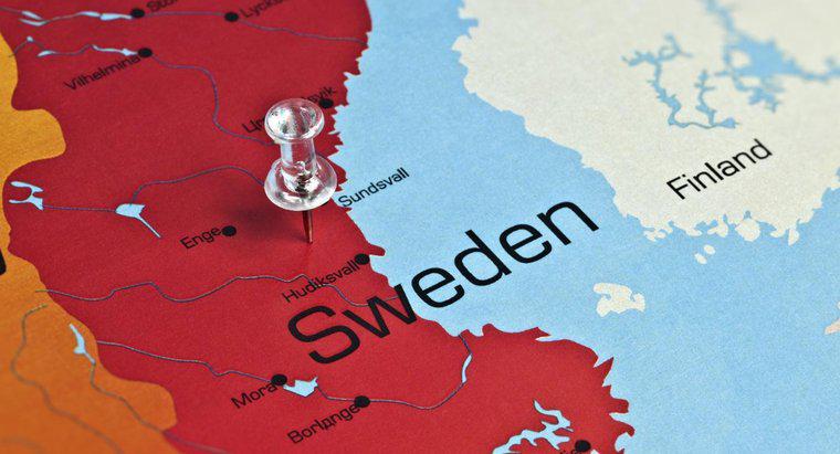 Quels pays bordent la Suède ?