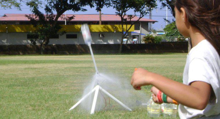 Comment fonctionnent les fusées à eau ?