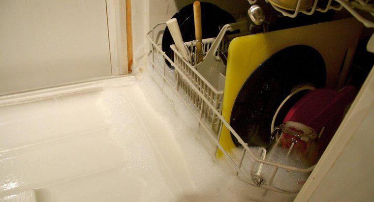 Comment se débarrasser des mousses de savon dans le lave-vaisselle ?