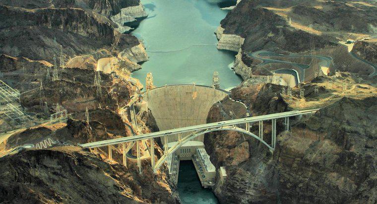 Quels sont les faits sur le barrage Hoover ?