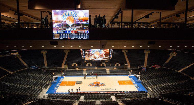 Combien de sièges y a-t-il au Madison Square Garden ?