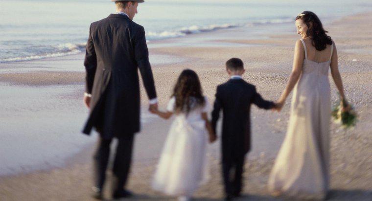 Comment inclure les beaux-enfants dans les vœux de mariage ?