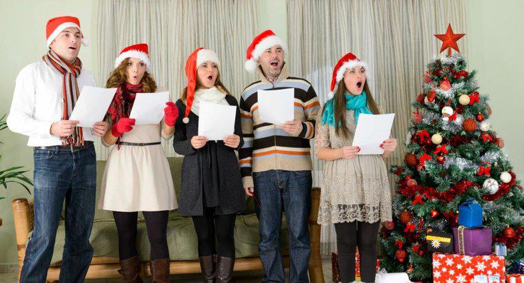 Quelles sont les chansons de Noël populaires similaires à Jingle Bells ?