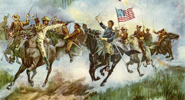 Quels événements ont conduit à la guerre hispano-américaine ?