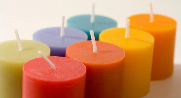 La couleur a-t-elle un impact sur le taux de combustion des bougies ?