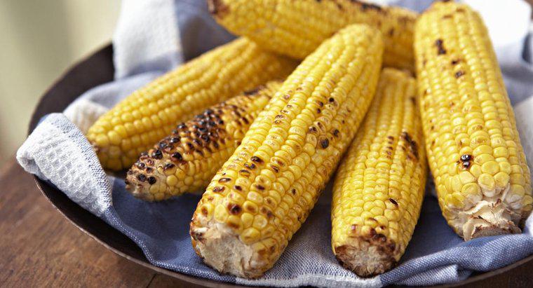 Combien de temps le maïs cuit en épi sera-t-il bon au réfrigérateur ?