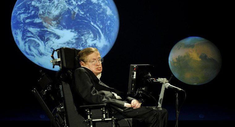 Qu'a dit Stephen Hawking à propos des extraterrestres ?