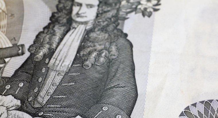 Quelles récompenses ont été décernées à Isaac Newton ?