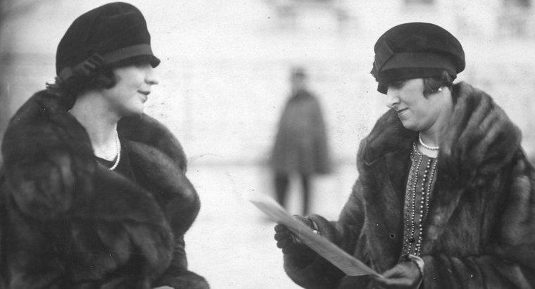 Comment les femmes étaient-elles traitées dans les années 1920 ?