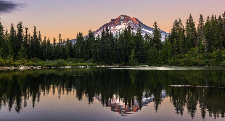 Qui étaient les premiers habitants connus de l'Oregon ?