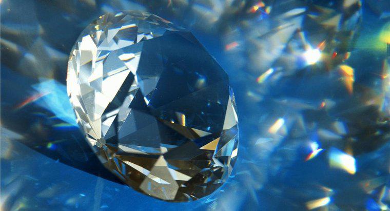 Qu'est-ce qu'un diamant solitaire ?