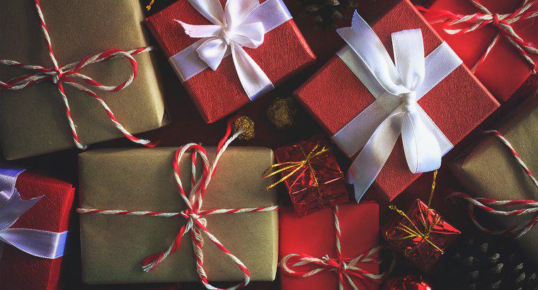 Quelles sont les salutations de Noël traditionnelles dans différentes langues ?