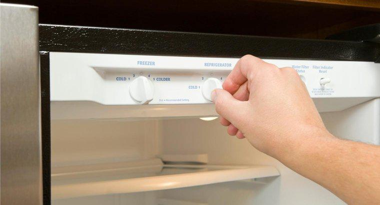 Quelles sont les causes de l'effet de refroidissement à l'intérieur des réfrigérateurs ?