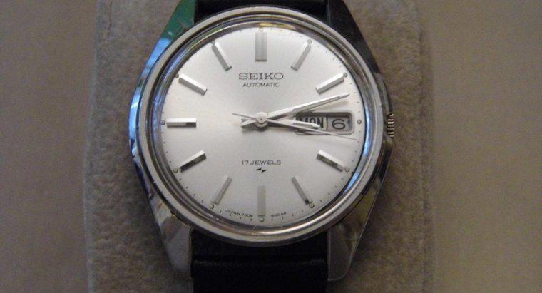 Comment retirer le dos de ma montre Seiko ?