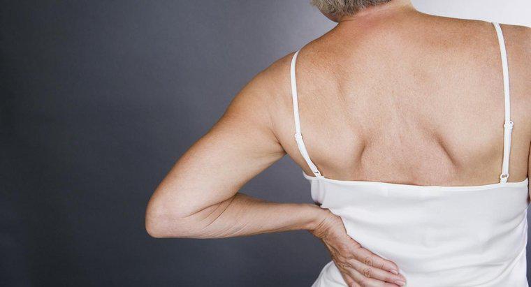 Quels sont les symptômes courants de l'arthrite dans le bas du dos ?