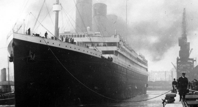 Quelle entreprise possédait le Titanic ?