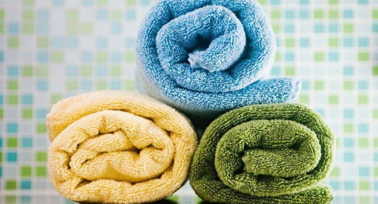 Comment éliminer une odeur de moisissure de mes serviettes de bain ?