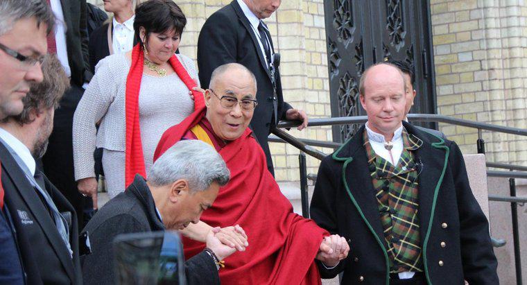 Pourquoi le Dalaï Lama est-il célèbre ?
