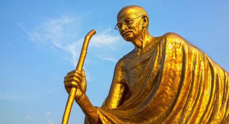 Quels ont été les événements importants de la vie du Mahatma Gandhi ?