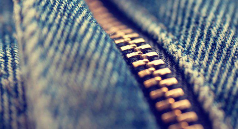 Pourquoi Levi Strauss a-t-il inventé le jean bleu ?