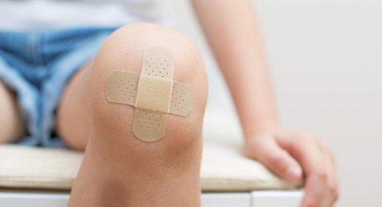 Quelles sont les causes de la douleur et de l'enflure au genou?
