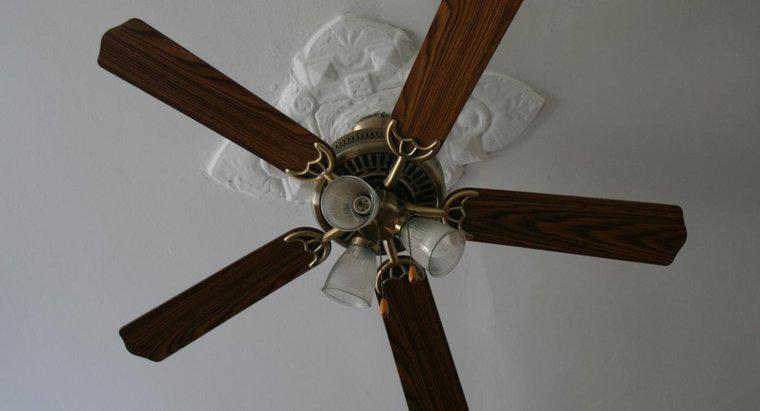 Comment huiler un ventilateur de plafond ?