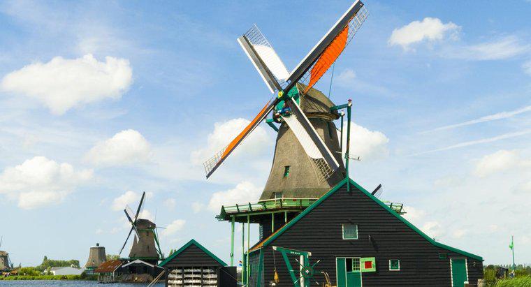 Quels sont les différents types de moulins à vent ?