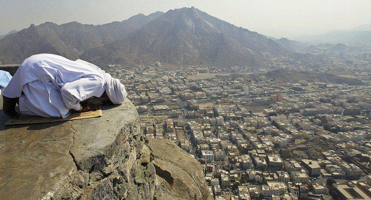 Pourquoi les gens font-ils des pèlerinages à La Mecque ?