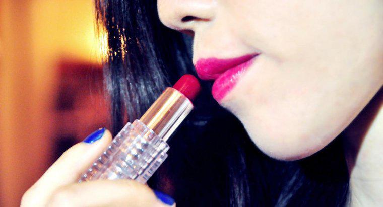 De quoi est fait le rouge à lèvres ?