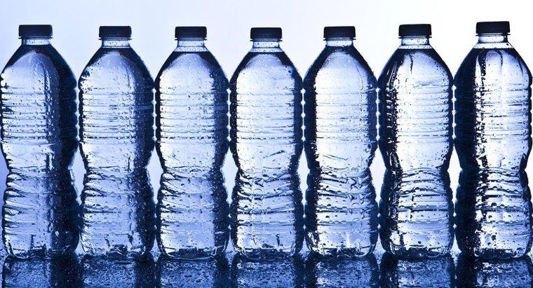 Quels sont les avantages et les inconvénients des bouteilles en plastique ?