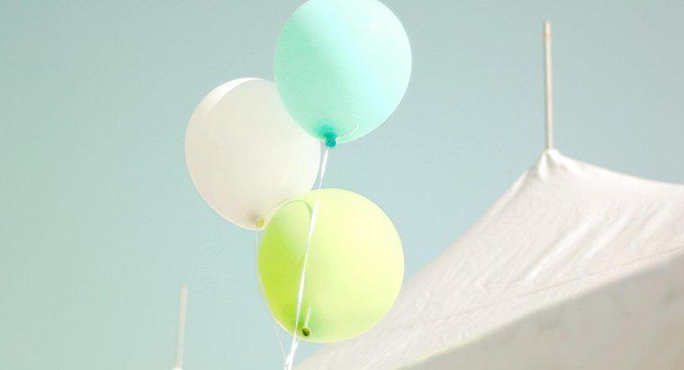 L'hélium gazeux utilisé pour remplir un ballon est-il une substance ou un mélange ?