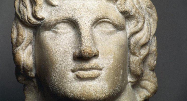 Pourquoi Alexandre le Grand est-il célèbre ?