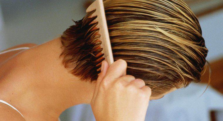 Combien de temps laissez-vous le peroxyde dans les cheveux ?