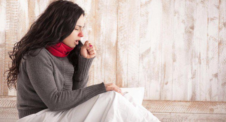 Qu'est-ce qui pourrait causer une toux persistante?