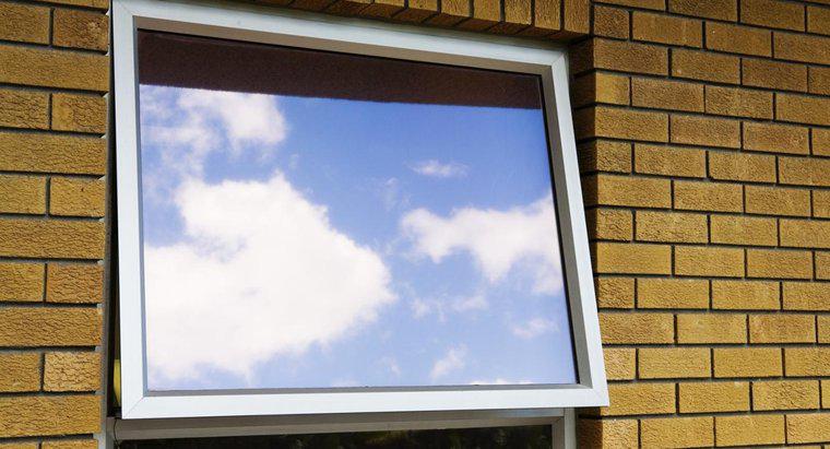 Comment nettoyer les cadres de fenêtres en aluminium ?