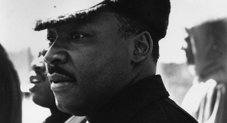 Pourquoi Martin Luther King a-t-il été arrêté ?