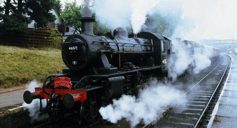Quand le premier train à vapeur a-t-il été inventé ?