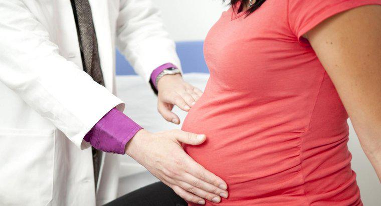 Dans quelle condition est l'implantation anormale du placenta dans la partie inférieure de l'utérus ?