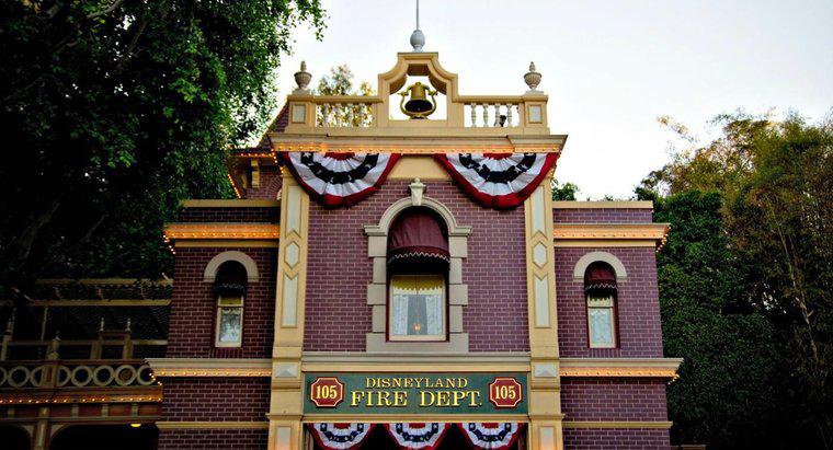 Où était l'appartement secret de Walt Disney à Disneyland ?